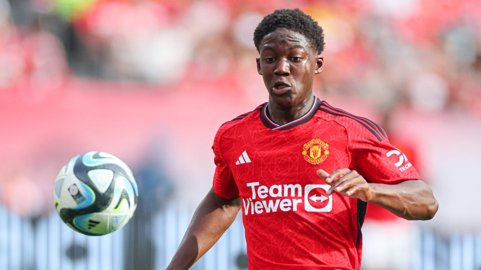 Exclusive: Kobbie Mainoo’s Future Sparks Tension at Manchester United