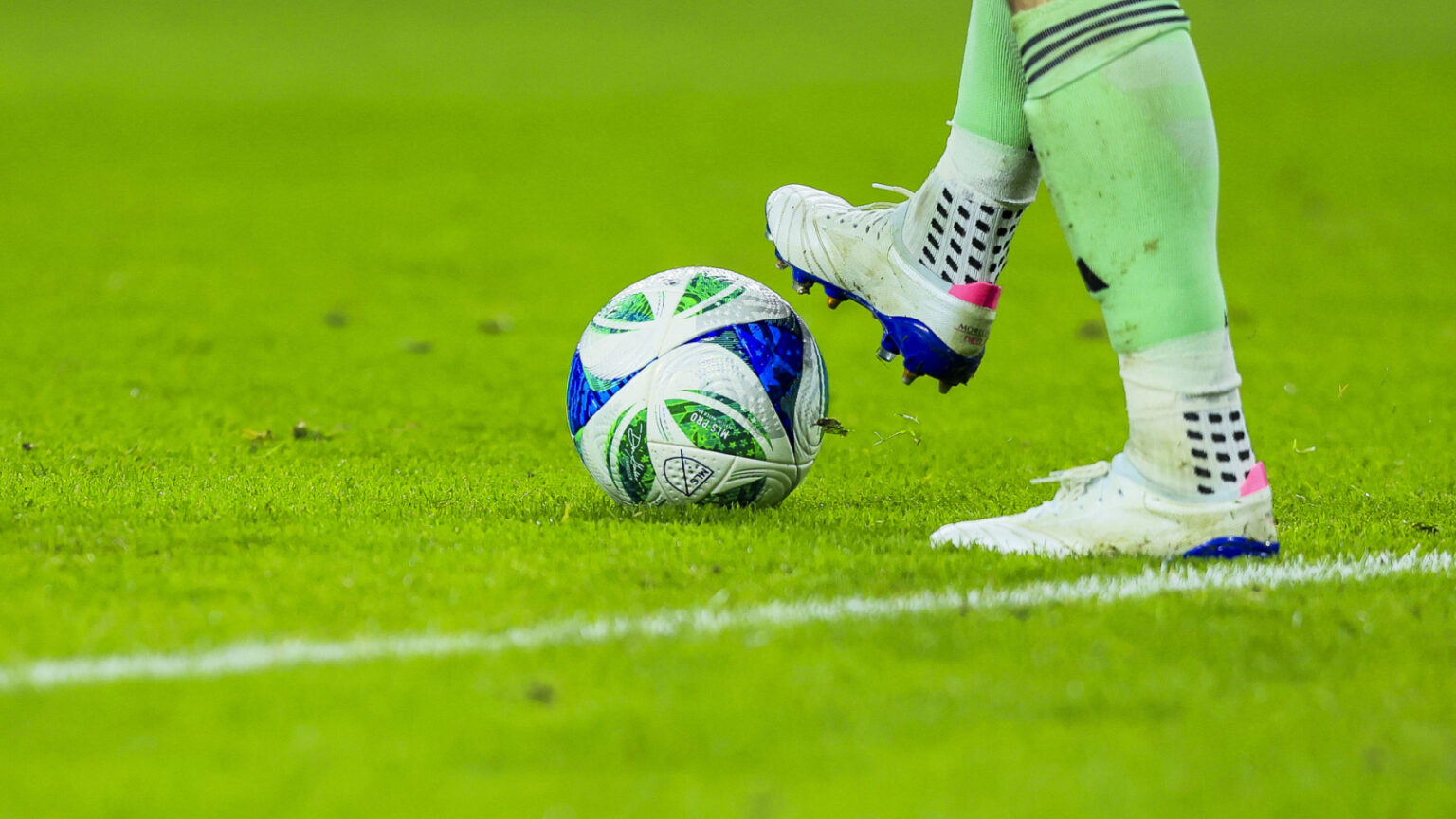 Ivory Coast Media Respond to Amad Diallo’s Performance in AFCON Group Stage Against Cameroon Ivory Coast Media Respond to Amad Diallo’s Performance in AFCON Group Stage Against Cameroon