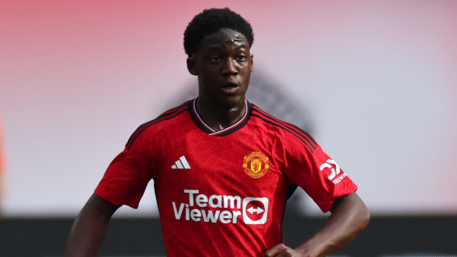 Manchester United Target Seen in Costume at World Darts Championship