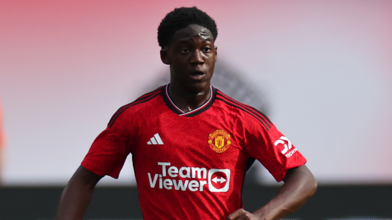 Manchester United Target Seen in Costume at World Darts Championship