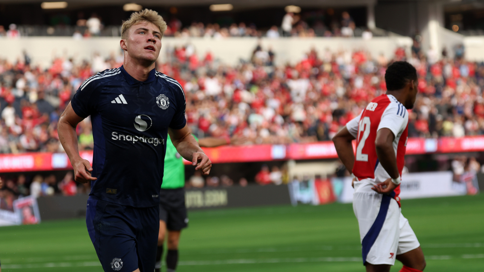 Napoli Discloses Upcoming Release Clause for Rasmus Hojlund