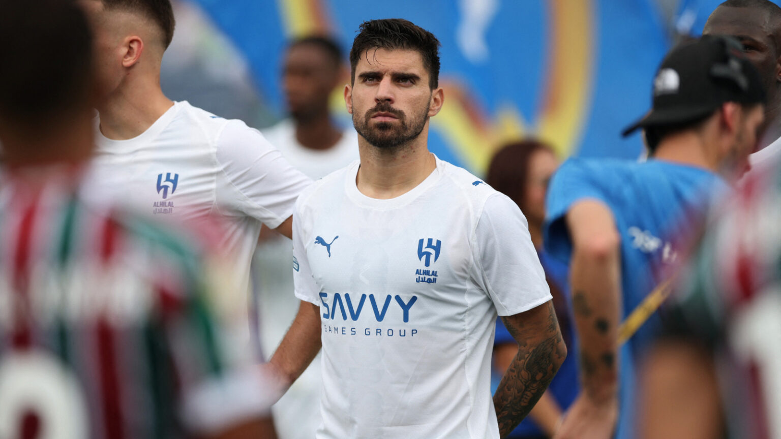 Real Madrid Set to Pursue Free Transfer for Manchester United Midfield Target