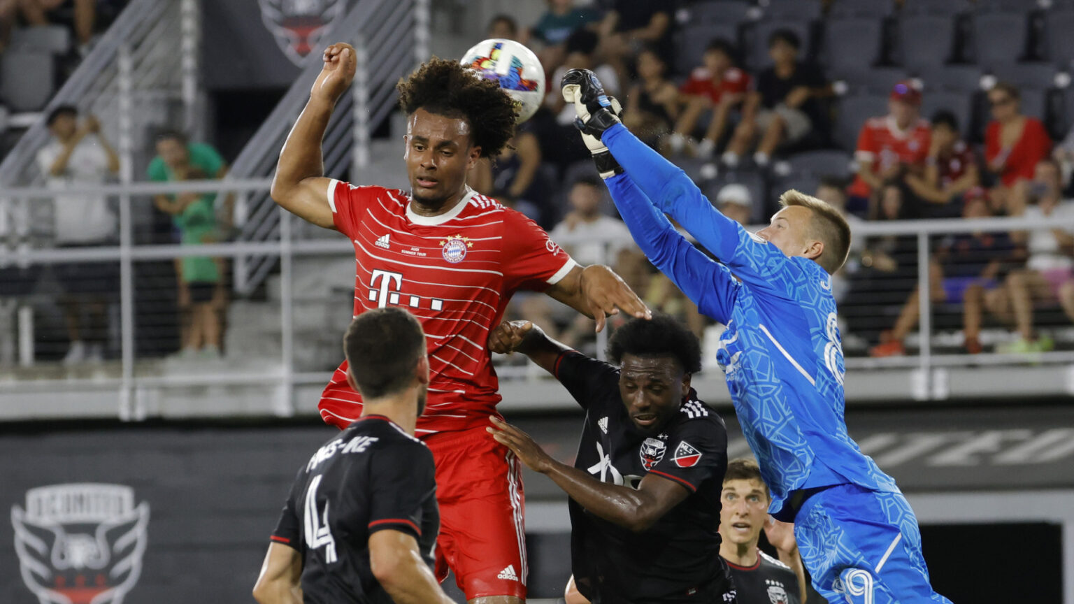 Serie A Clubs in Advanced Negotiations to Sign Joshua Zirkzee Serie A Clubs in Advanced Negotiations to Sign Joshua Zirkzee