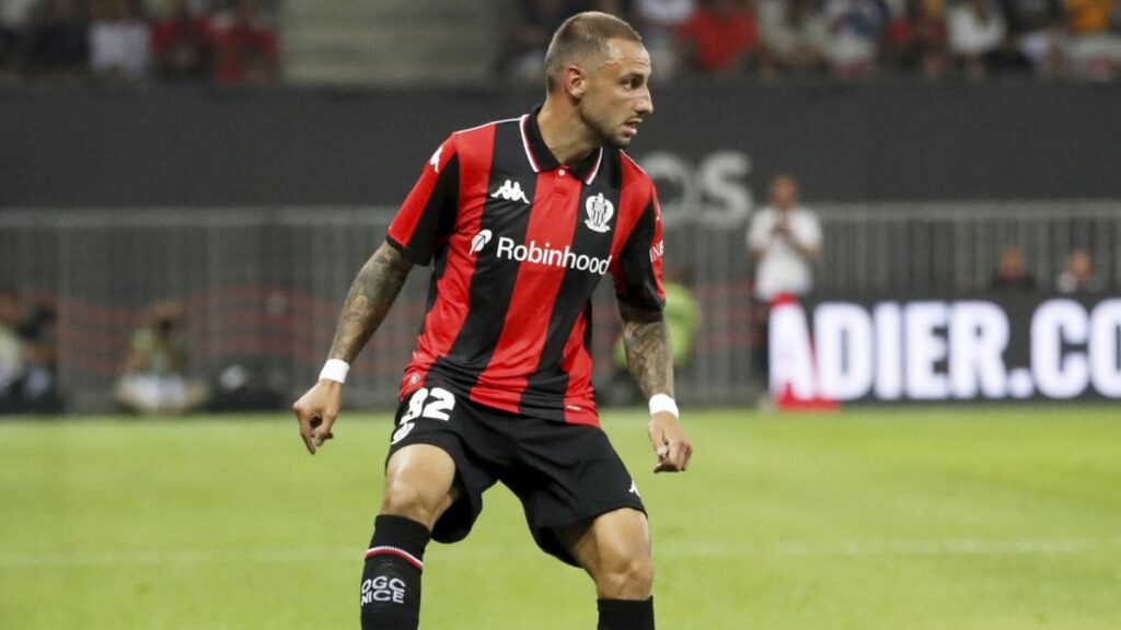 Daniel Riolo’s Controversial Remarks Ignite Debate on Jonathan Clauss’s Performance Daniel Riolo’s Controversial Remarks Ignite Debate on Jonathan Clauss’s Performance