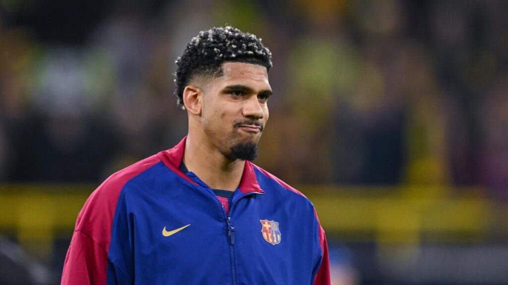 Ronald Araujo Heads to Israel for New Adventure