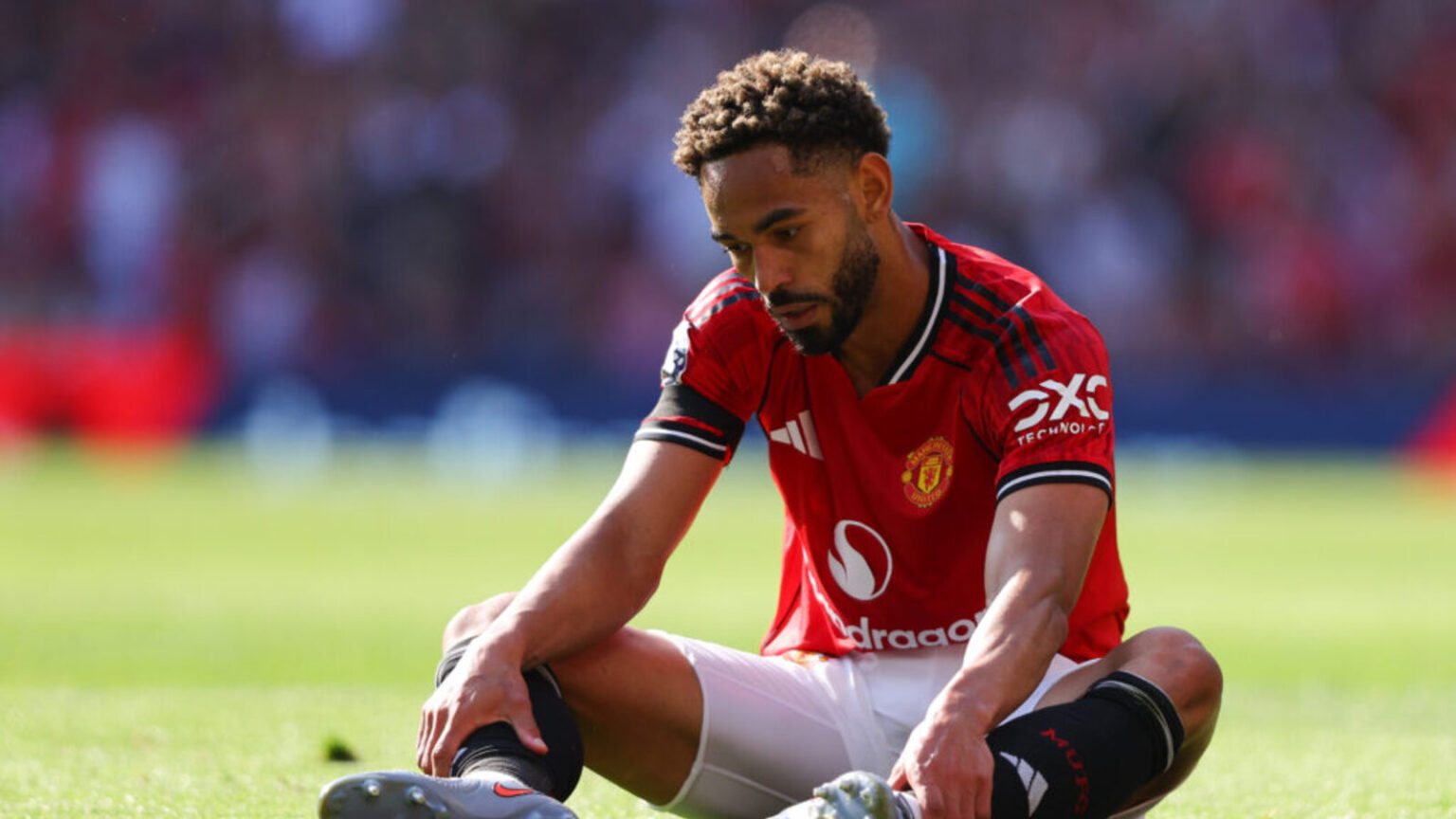 Alan Shearer and Micah Richards Discuss Matheus Cunha and Manchester United Trio