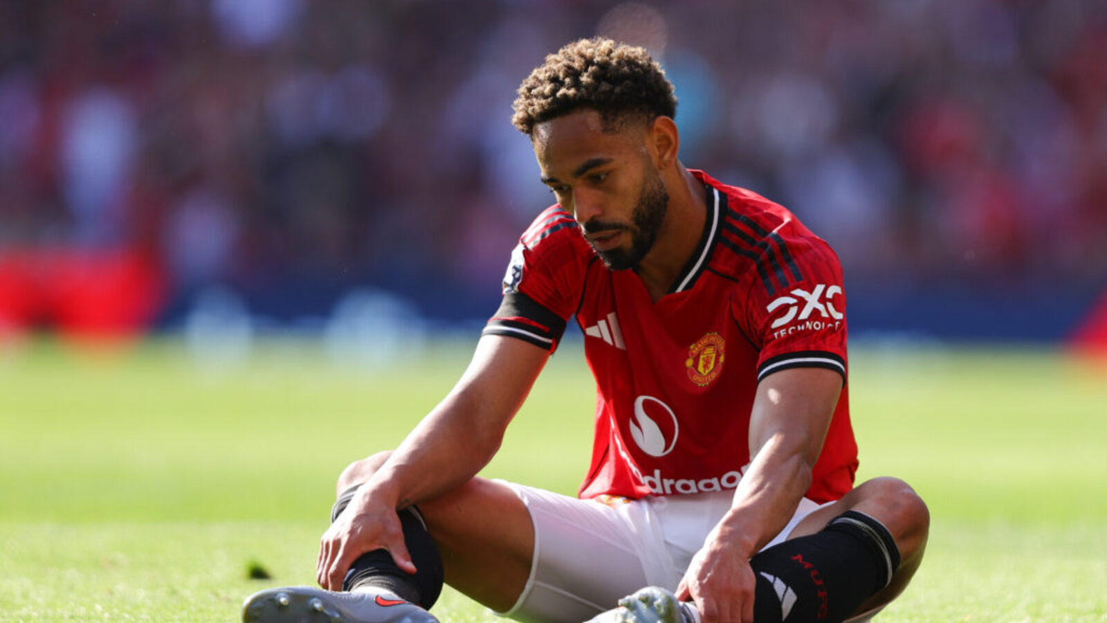 Alan Shearer and Micah Richards Discuss Matheus Cunha and Manchester United Trio