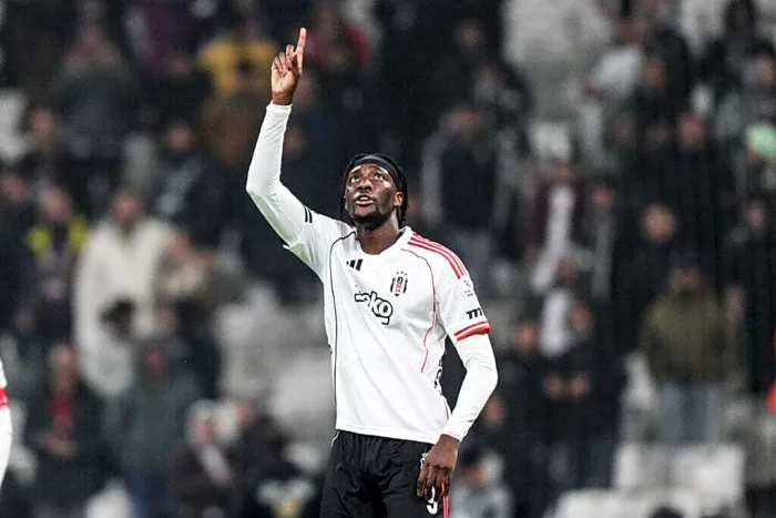 Aston Villa Targets Former Chelsea Star to Challenge Arsenal for Premier League Top Spot