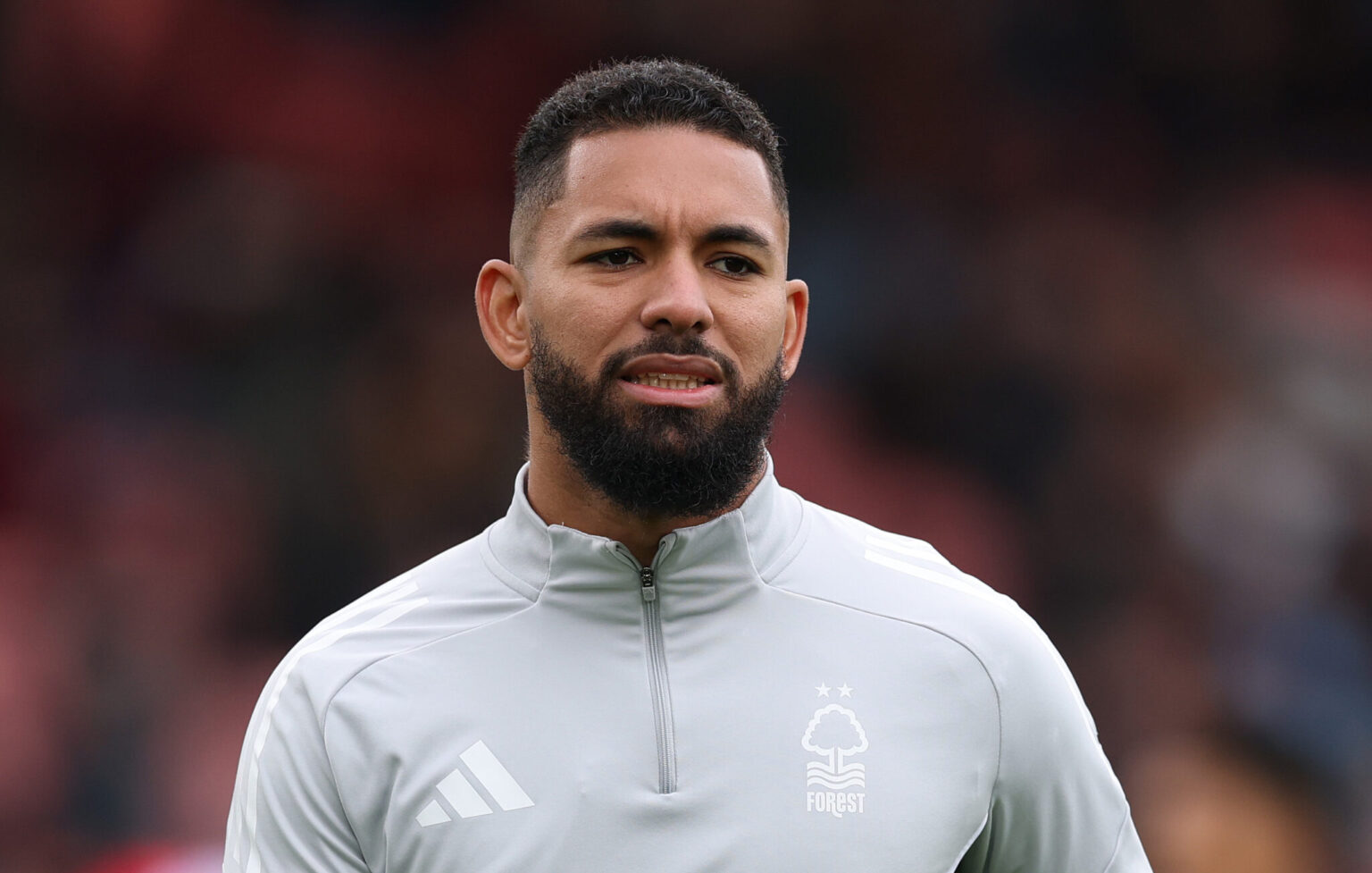 Chelsea Initiates Loan Discussions with Juventus for Luiz