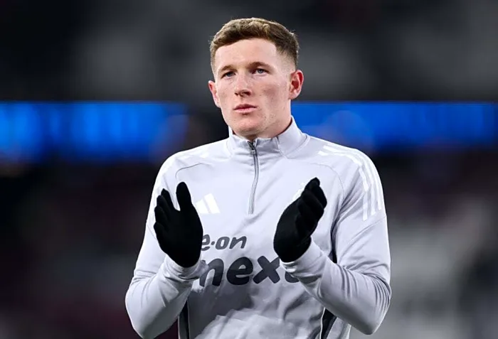 Elliott Anderson Credits Arsenal Star for Improving His Game