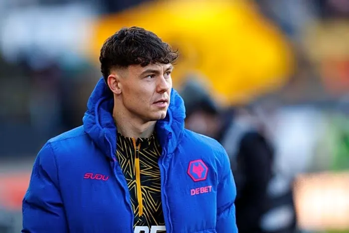 Everton Faces New Rivalry as Leeds United Enters £40m Chase