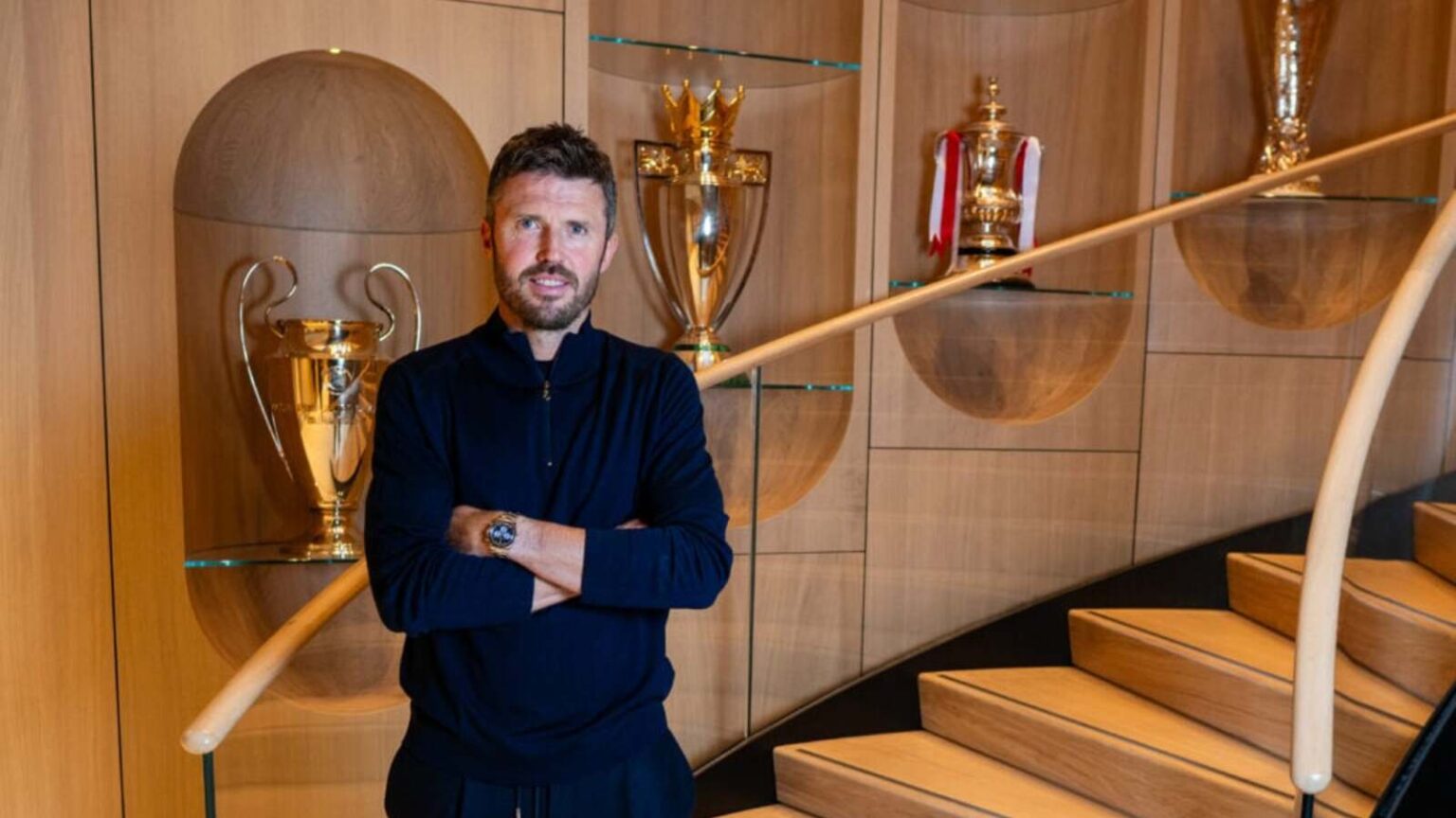 Gordon Hill Calls for Patience on Michael Carrick’s Return Amid Roy Keane and Gary Neville Discussion