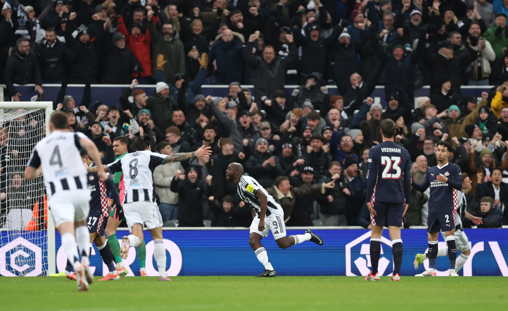 Howe Praises Wissa as Key Summer Signing in PSV Victory