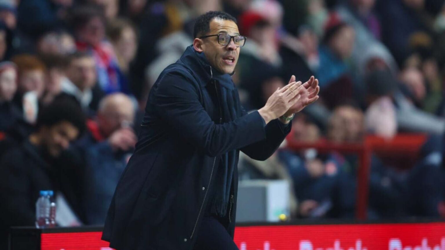 Liam Rosenior Responds Graciously to Enzo Maresca Inquiry at Chelsea Press Conference