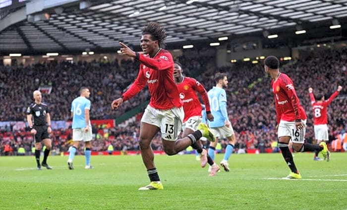 Michael Carrick: Only One Man Utd Player Lived Up to Amad’s Performance Against Man City