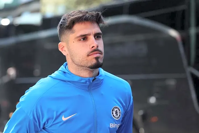 Pedro Neto Shares Admiration for Estevao Willian's Off-Pitch Contributions at Chelsea
