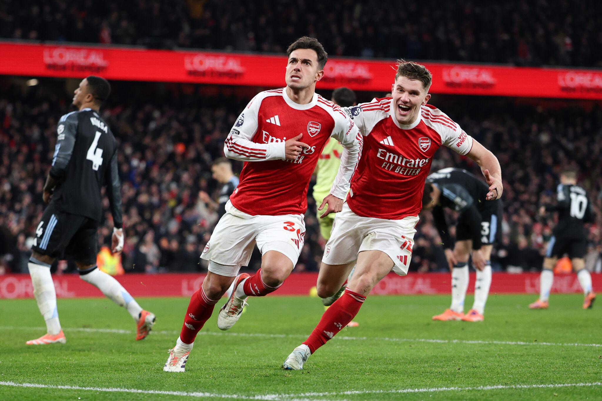 Premier League Highlights: Arsenal Shines, Cairney Scores a Stunning Goal