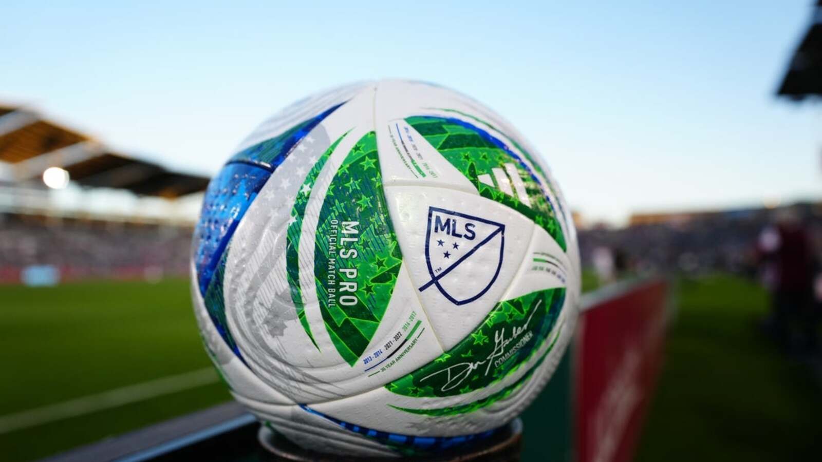 Rapids Sign Nigerian Midfielder Hamzat Ojediran