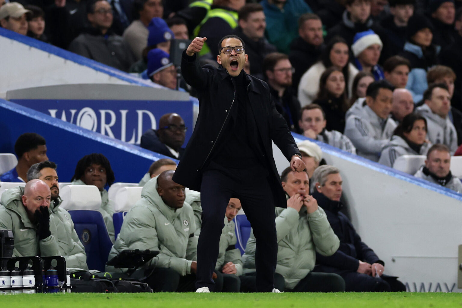 Rosenior Praises Chelsea’s Courage Despite Defeat to Arsenal