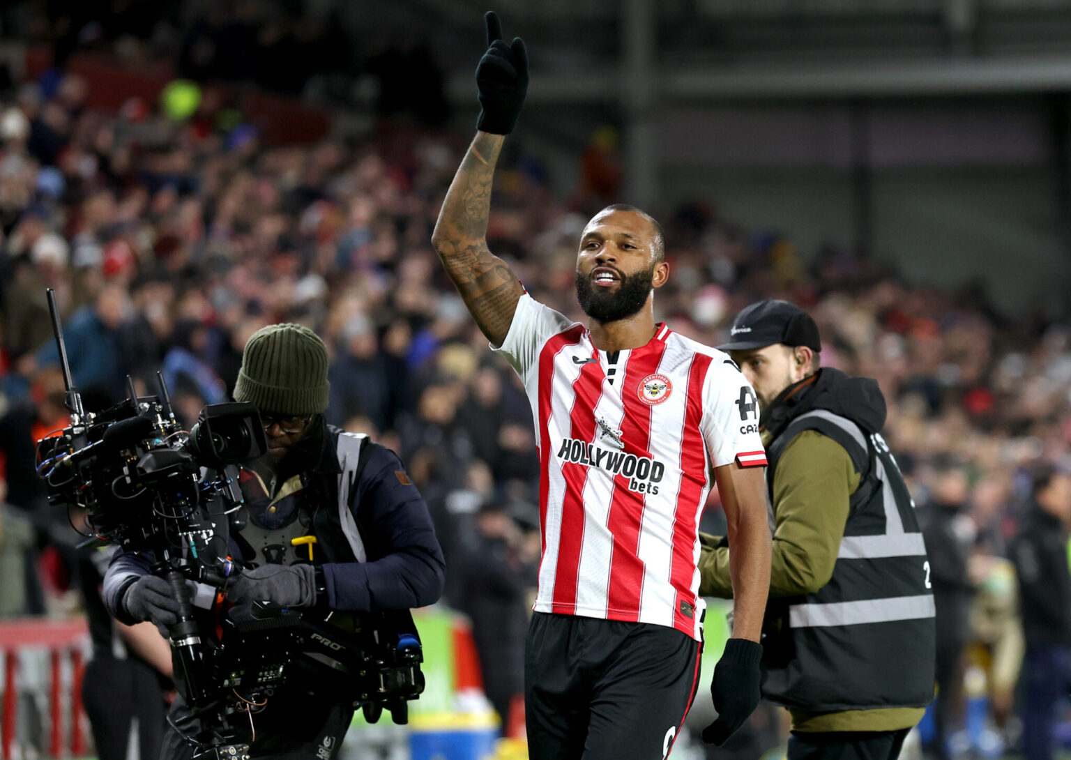 Thiago Sets Premier League Record as Brentford Climbs to Fifth Place