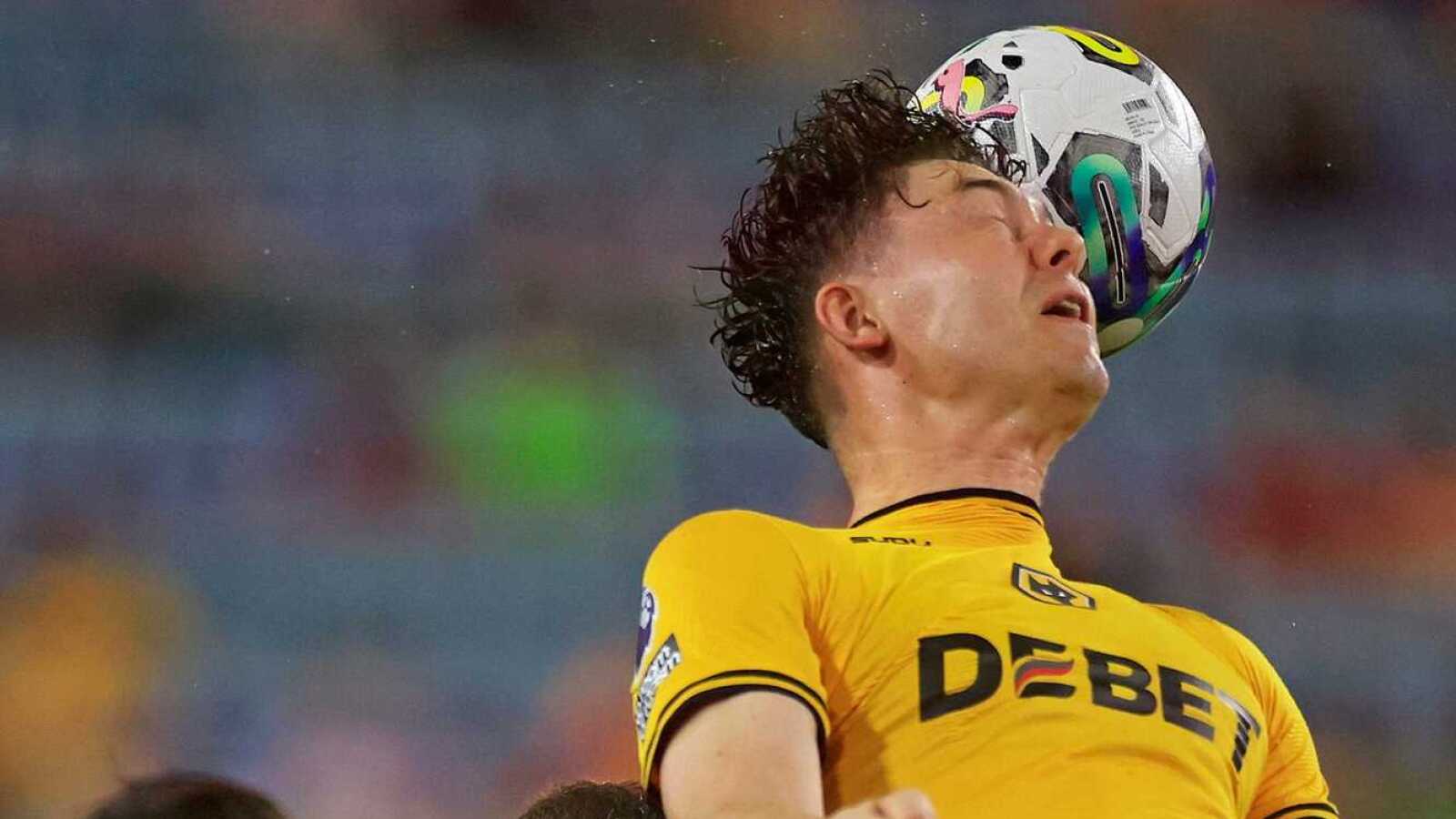 Tottenham and Six Other Premier League Clubs Gain Advantage as Wolves Rethink Their Position on Star Striker