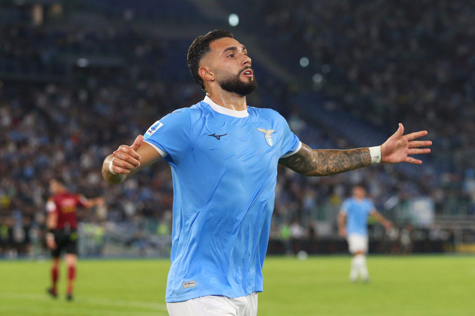 West Ham Approaches Triple Transfer Agreement