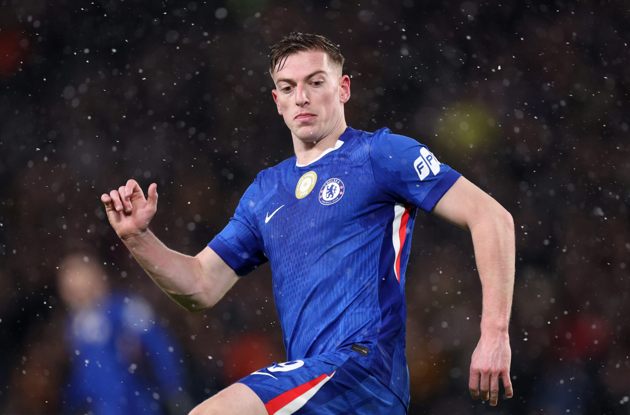 Chelsea Weighs Sale of Liam Delap, Five Clubs Monitor Situation