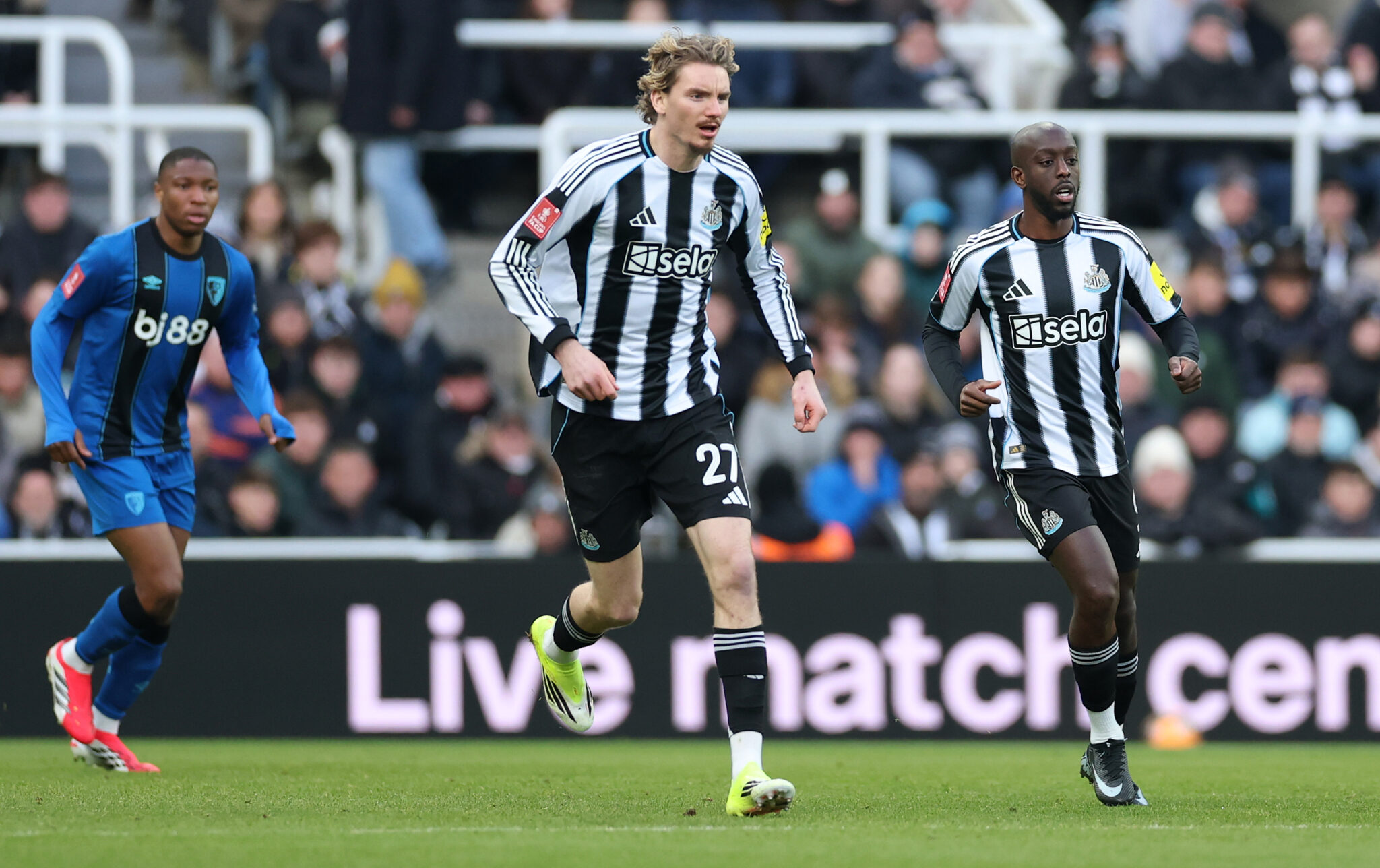 Howe Supports Woltemade and Wissa to Regain Newcastle's Form