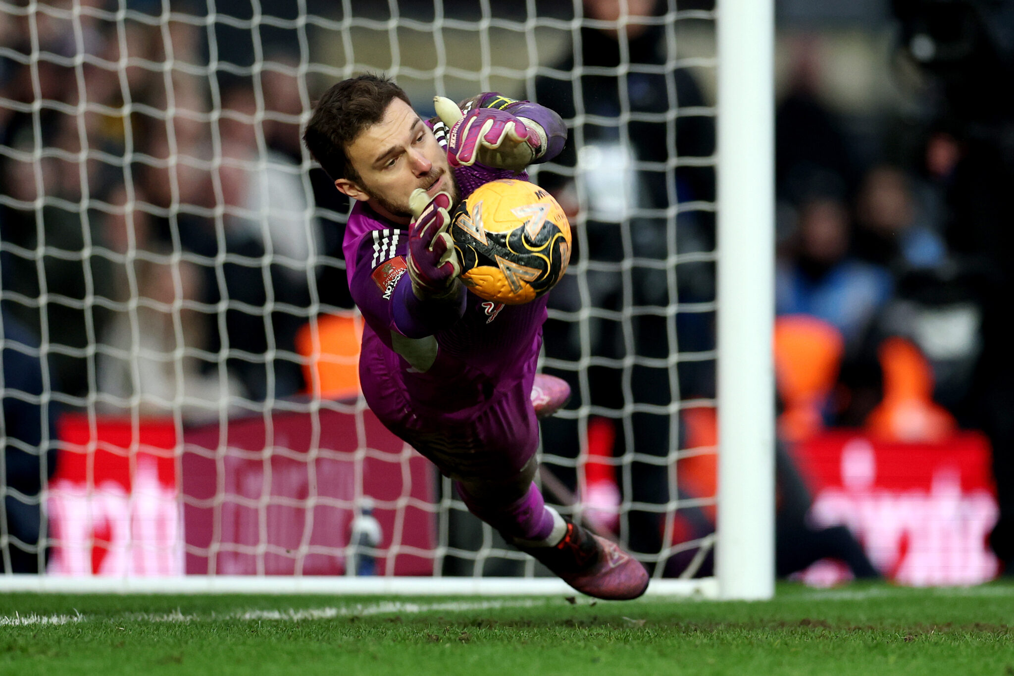 Leeds' Perri Credits Instinct for Successful Shootout Against Birmingham