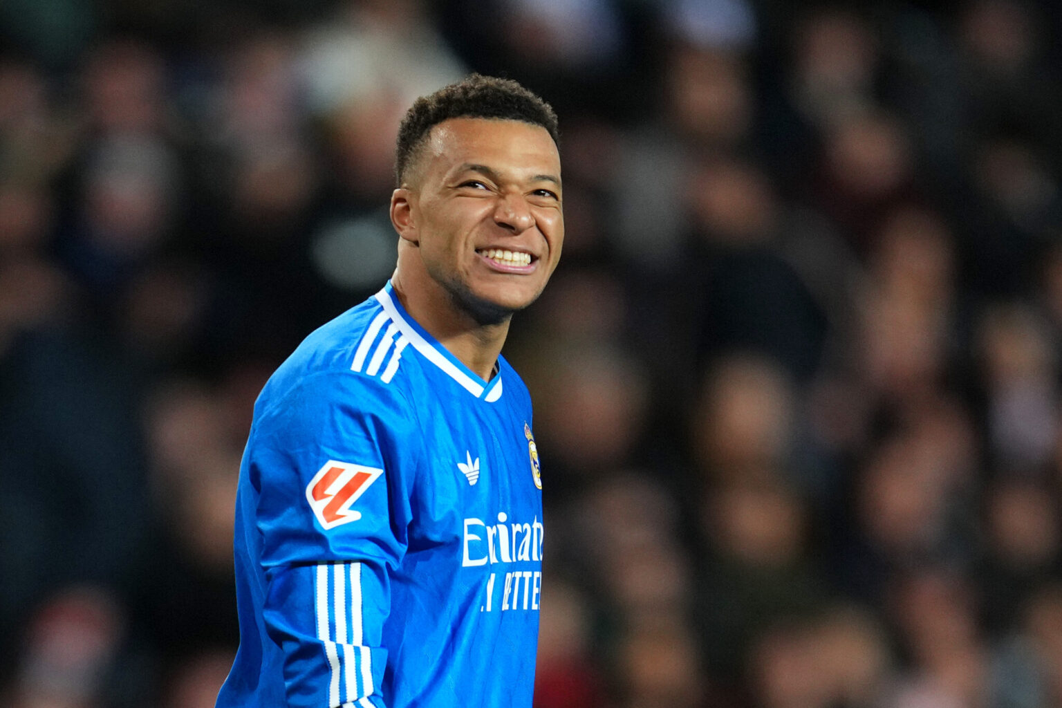 Mbappé Out Due to Knee Injury