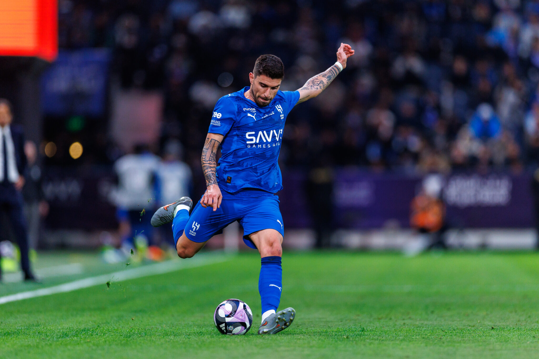 Neves Clarifies Future with New Contract, Ending Premier League Speculations