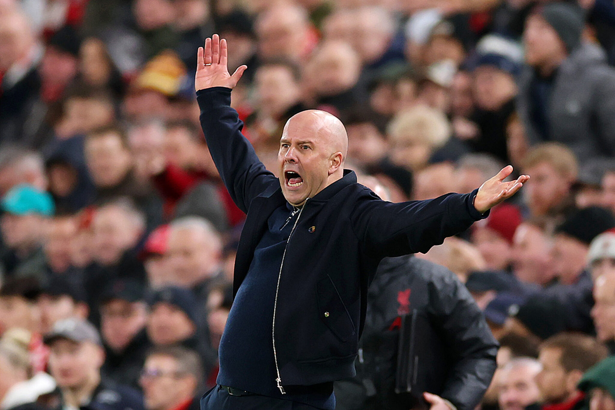 Slot Criticizes Officials After Liverpool's Loss to Manchester City