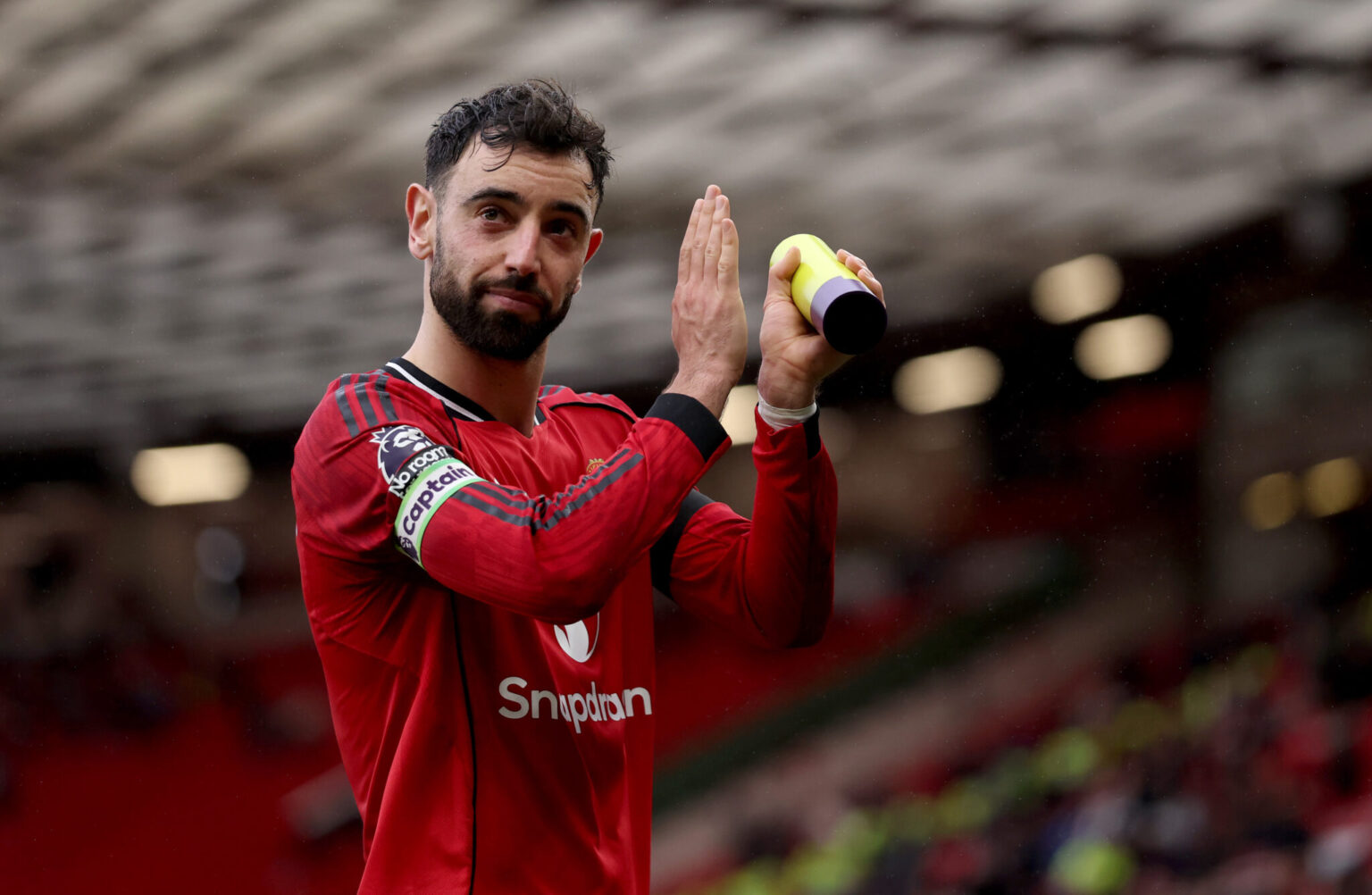 Bruno Fernandes Sets New Record for Assists at Manchester United, Surpassing Beckham Bruno Fernandes Sets New Record for Assists at Manchester United, Surpassing Beckham
