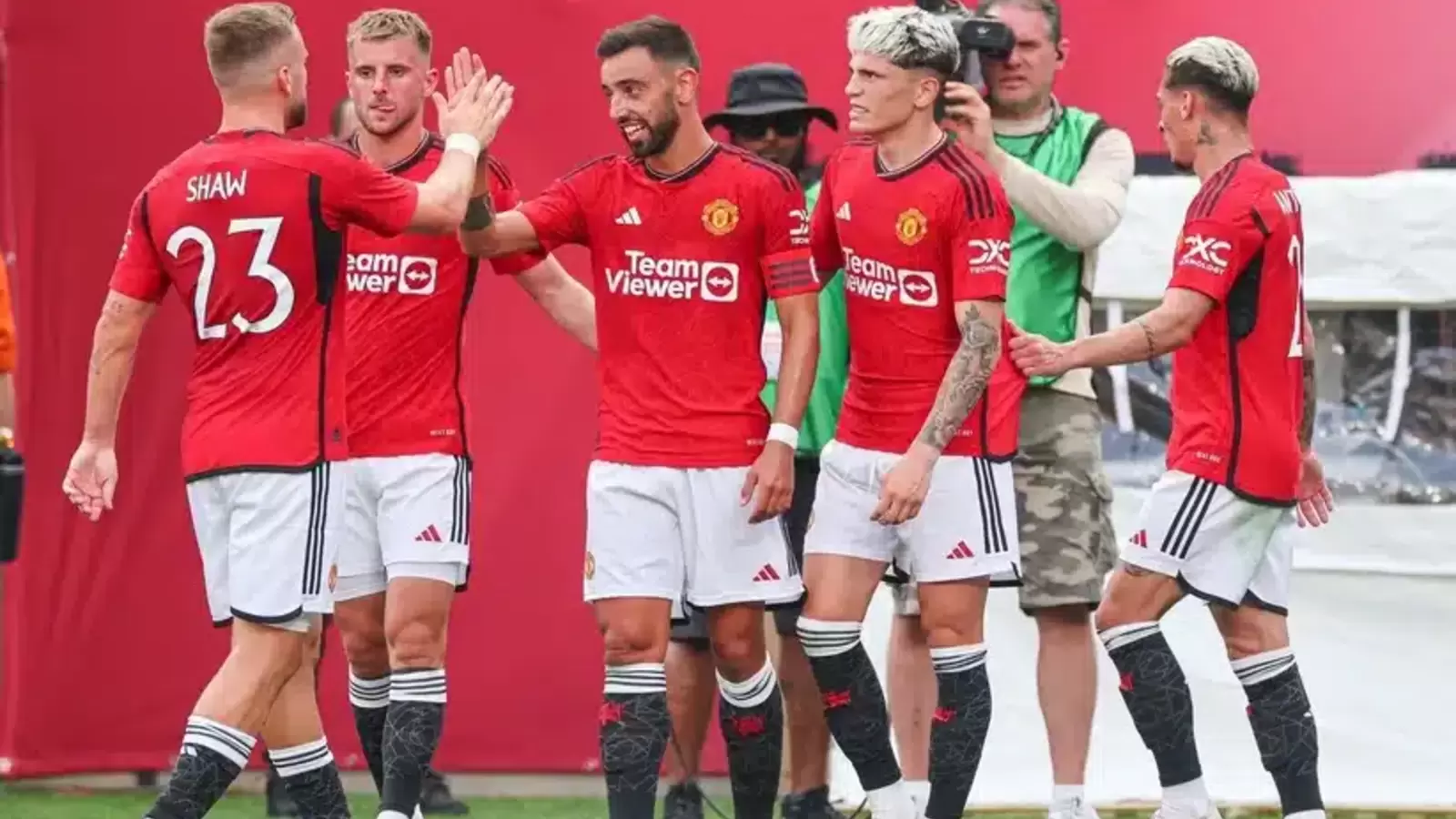 Bruno Fernandes Surpasses David Beckham in Premier League Assist Milestones