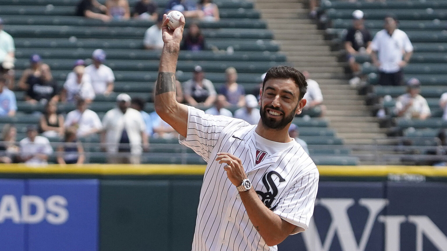 Bruno Fernandes and Casemiro Endorse £35m Midfielder as Future Star