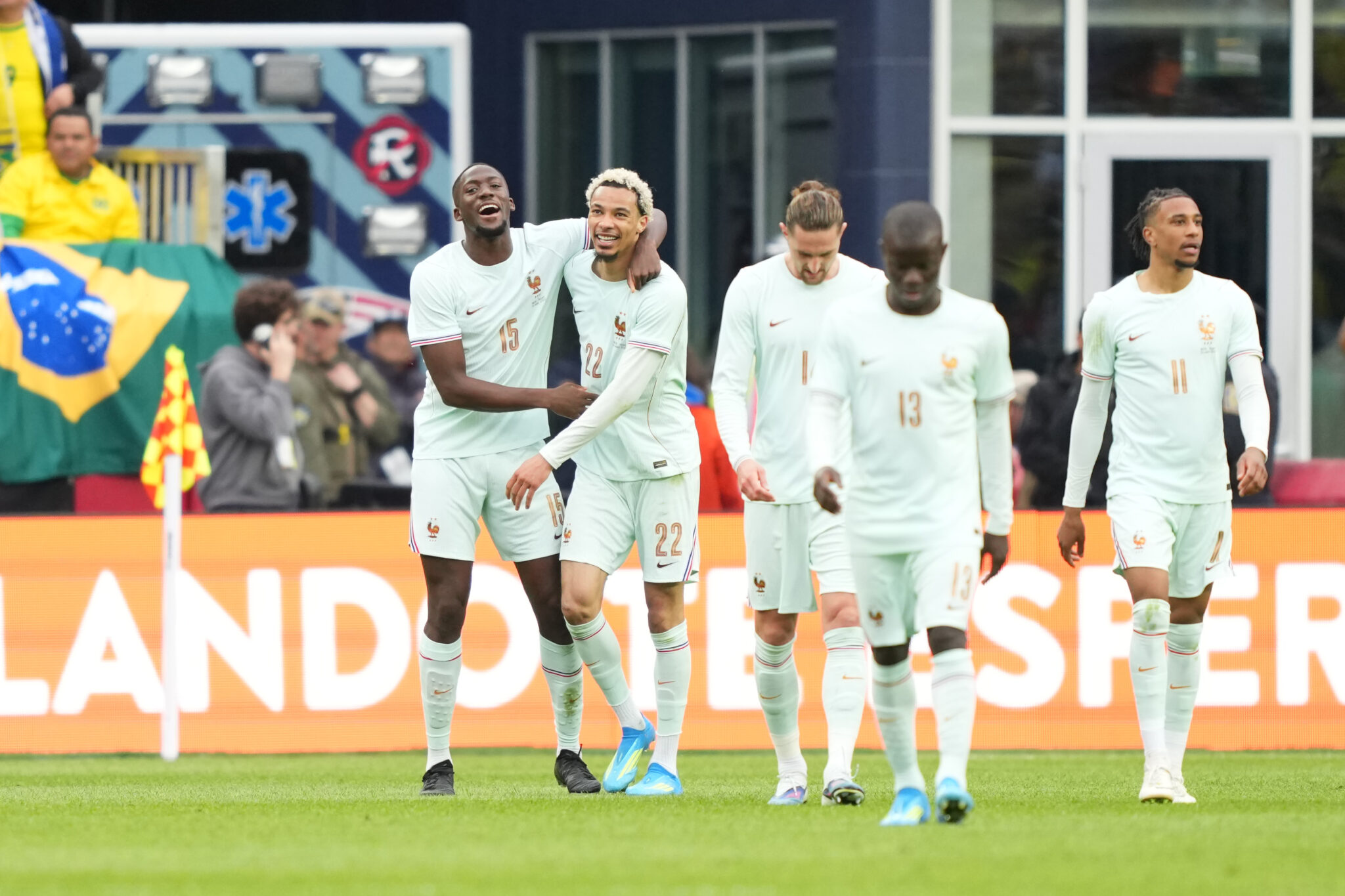 Ekitike Shines as France Triumphs Over Brazil in US Friendly Match