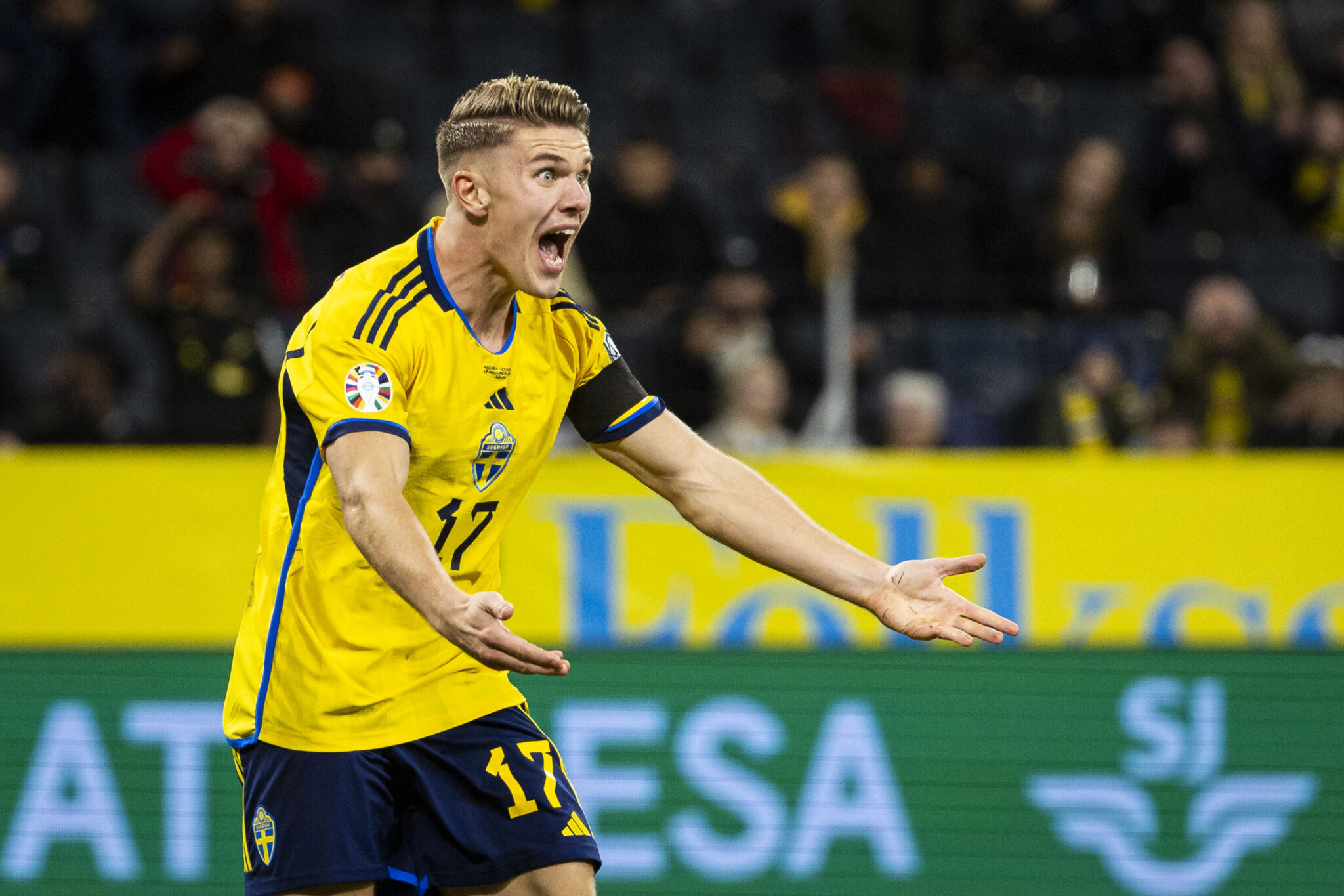 Gyokeres' Hat-Trick Leads Sweden to World Cup Play-Off Final