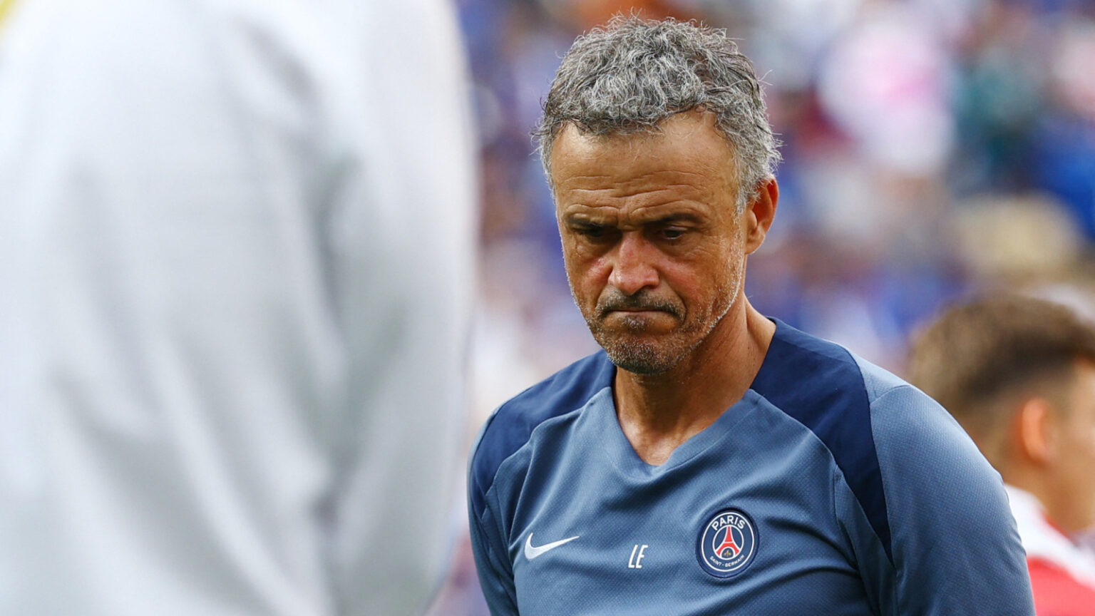 Luis Enrique Shares a Laugh Over Manchester United Query