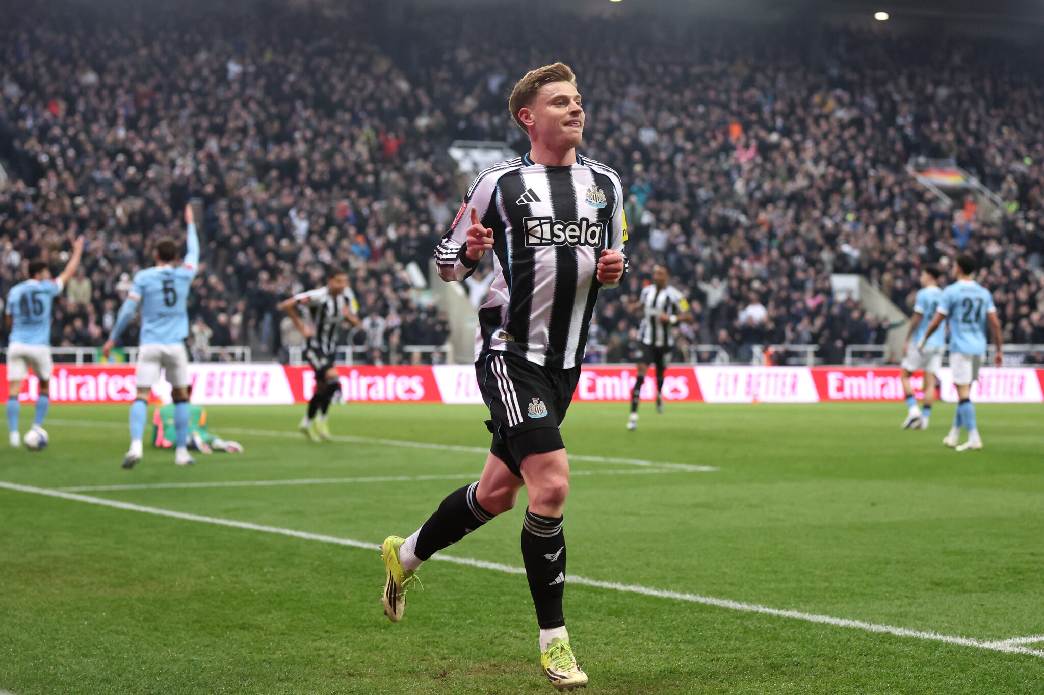 Newcastle vs Barcelona: Team News and Expected Lineup