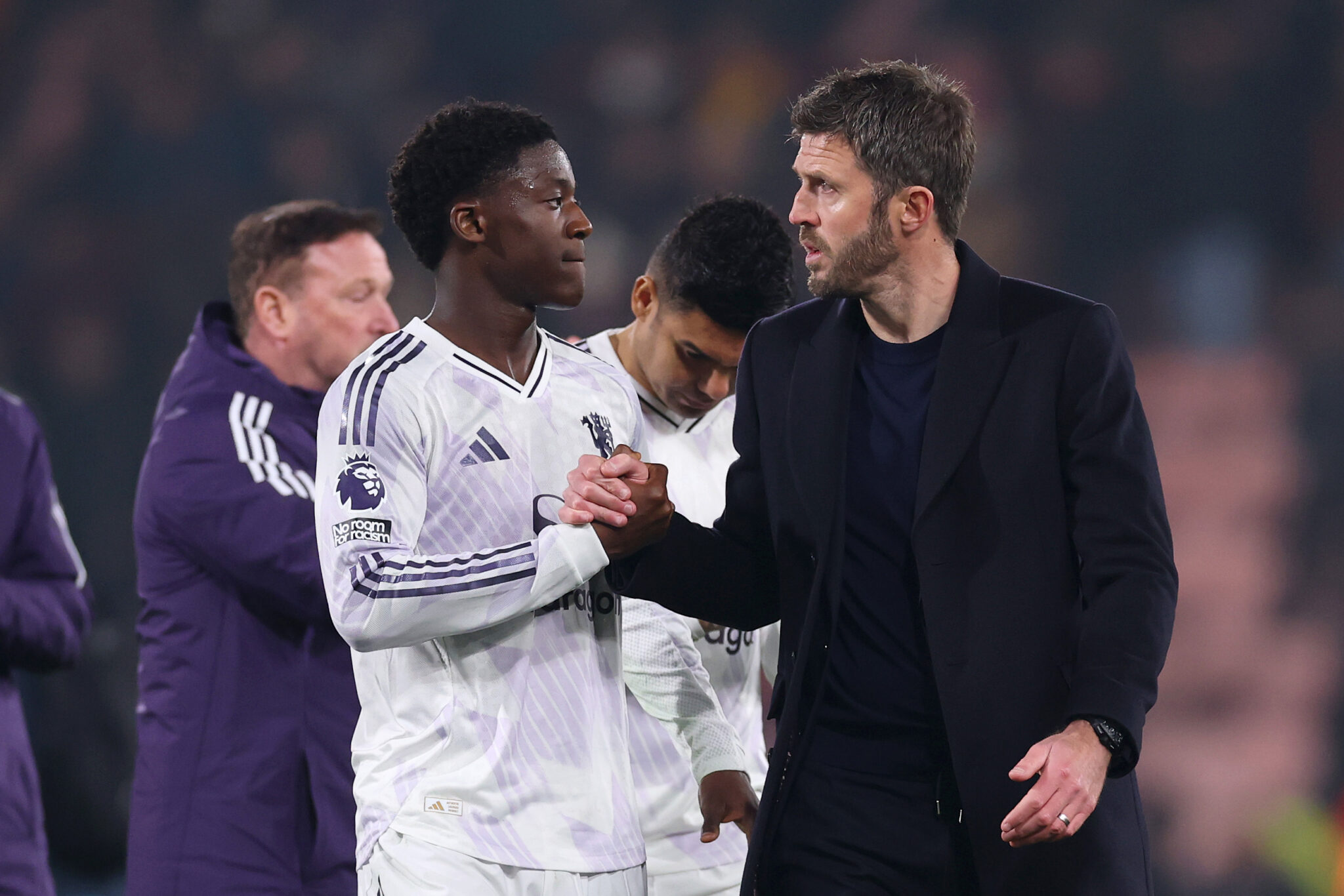 Owen Supports Carrick's Permanent Role at Manchester United