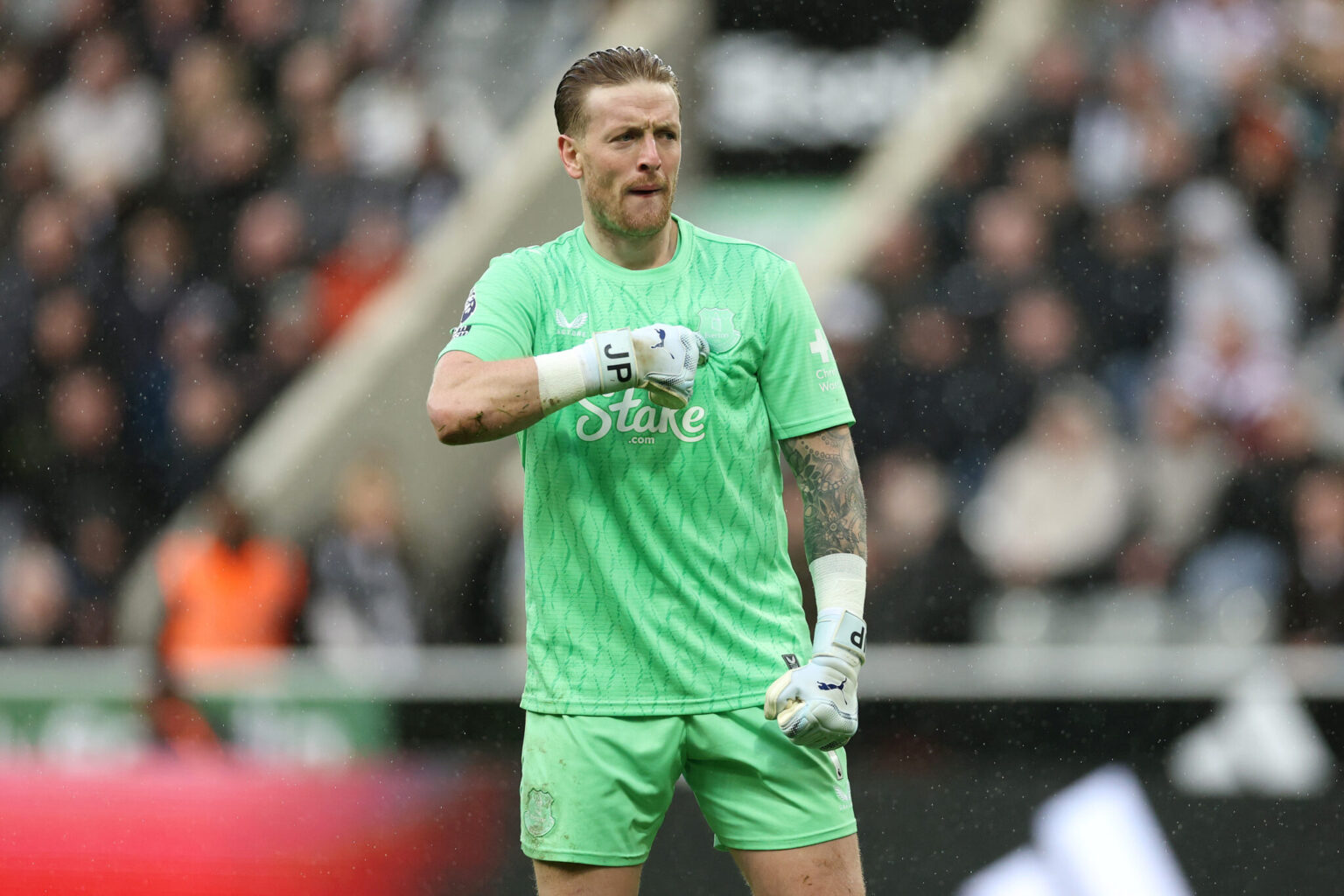 Premier League Awards: Pickford’s Impressive Save, Spurs’ Struggles Premier League Awards: Pickford’s Impressive Save, Spurs’ Struggles