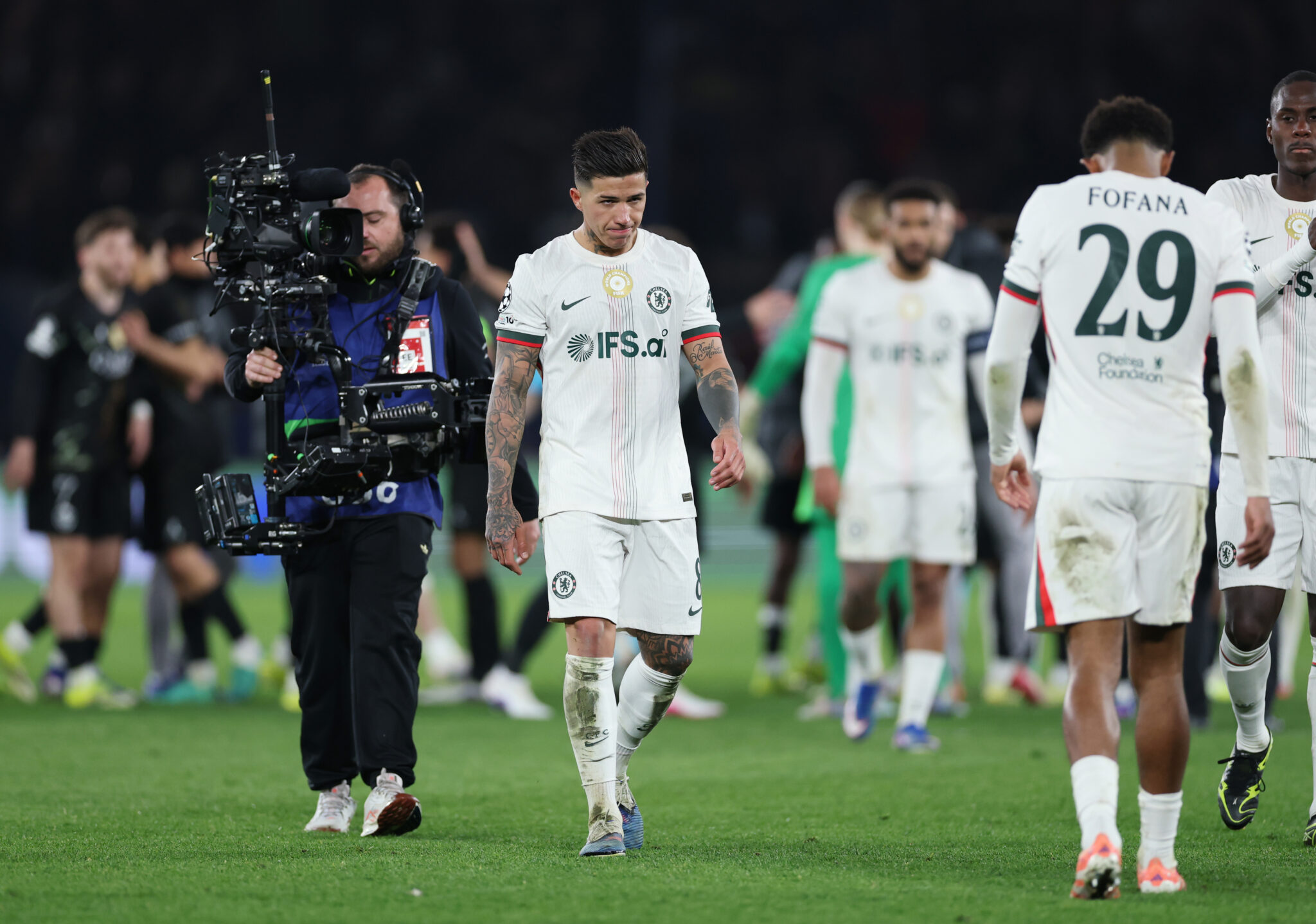 Rosenior Acknowledges Challenges in Chelsea's PSG Comeback