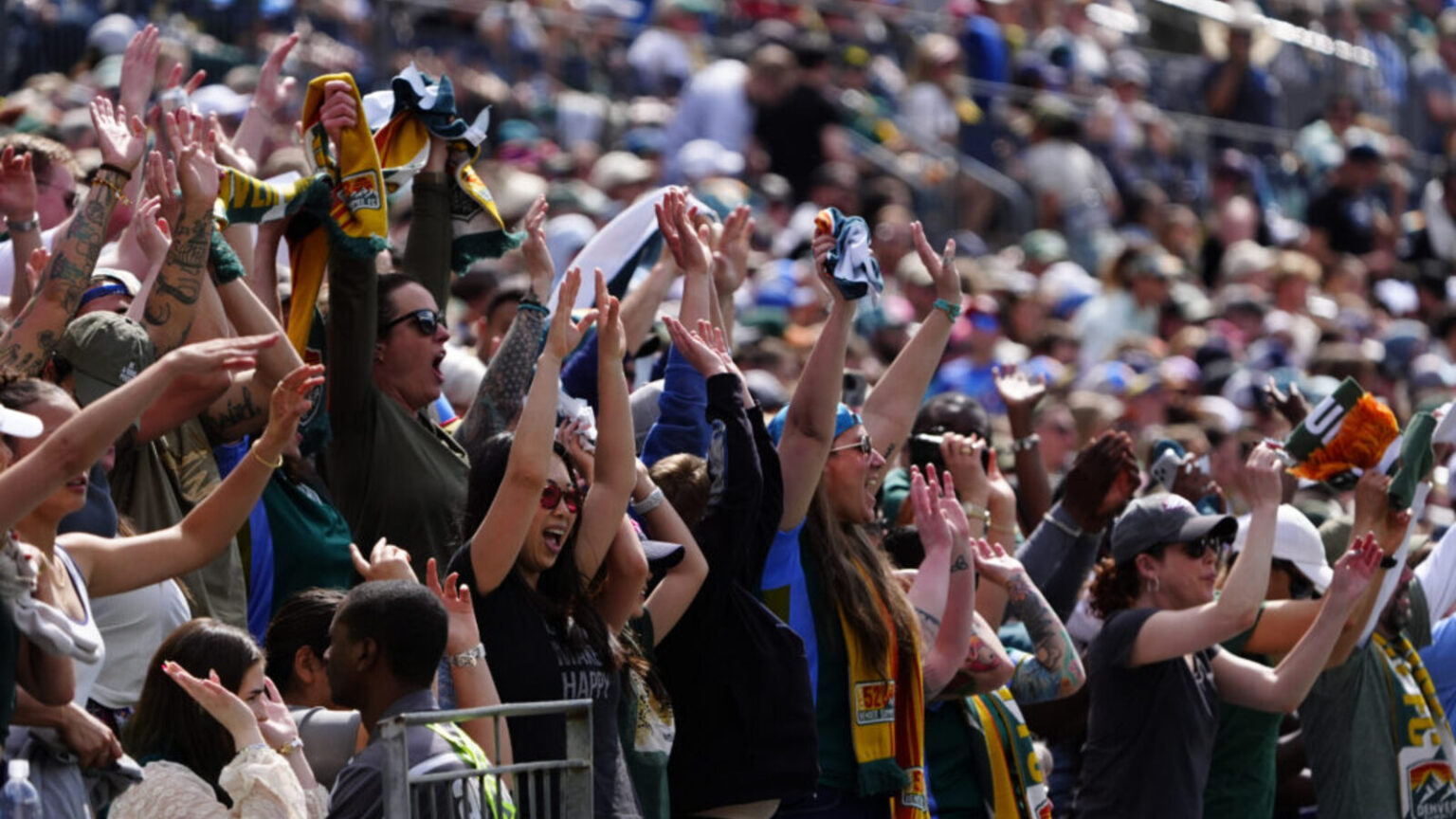 Summit Breaks NWSL Attendance Record; Legacy Scores Their First Goal