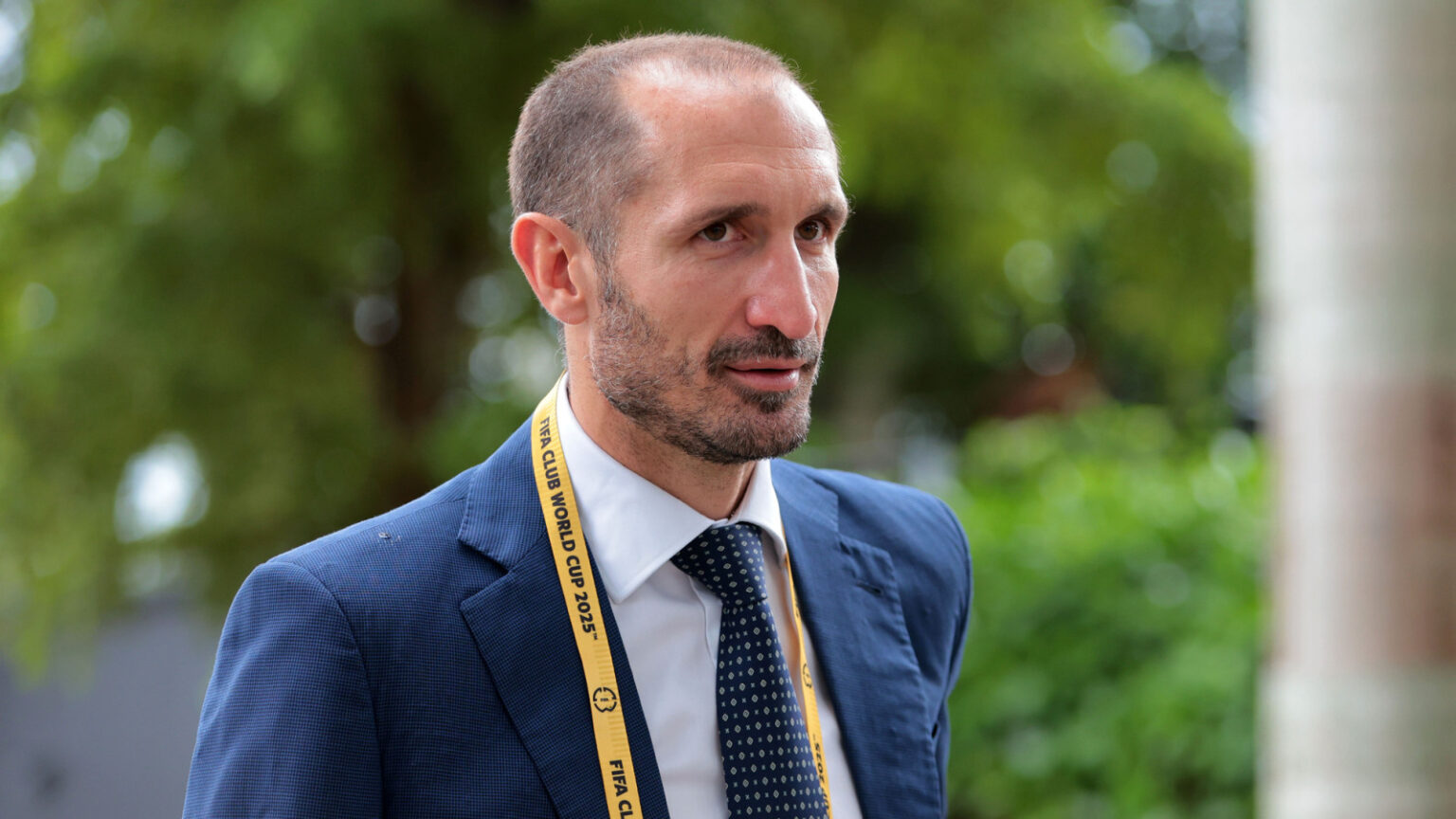 Tottenham Legend Criticizes Players and Management, Claims New Manager Won’t Prevent Relegation