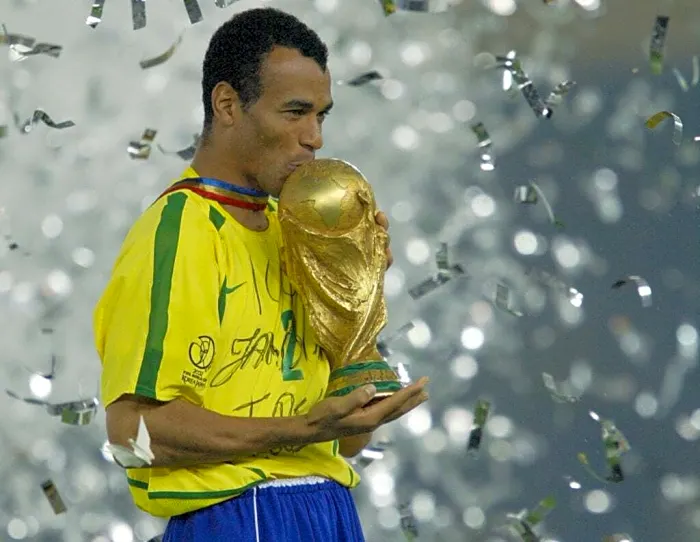 Two-Time World Cup Champion Declares Neymar Superior to Messi and Ronaldo