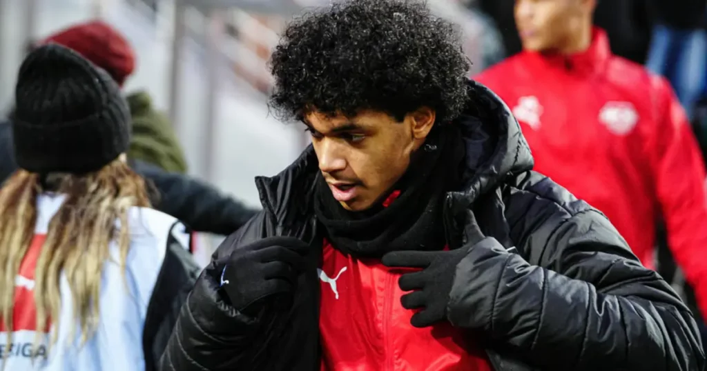 ലൈപ്സിഗ് താരം ഫായിക് സകറിനെ സ്വന്തമാക്കാൻ ഓഗ്സ്ബർഗ്; കരാർ ഉടനെന്ന് റിപ്പോർട്ട് ലൈപ്സിഗ് താരം ഫായിക് സകറിനെ സ്വന്തമാക്കാൻ ഓഗ്സ്ബർഗ്; കരാർ ഉടനെന്ന് റിപ്പോർട്ട്