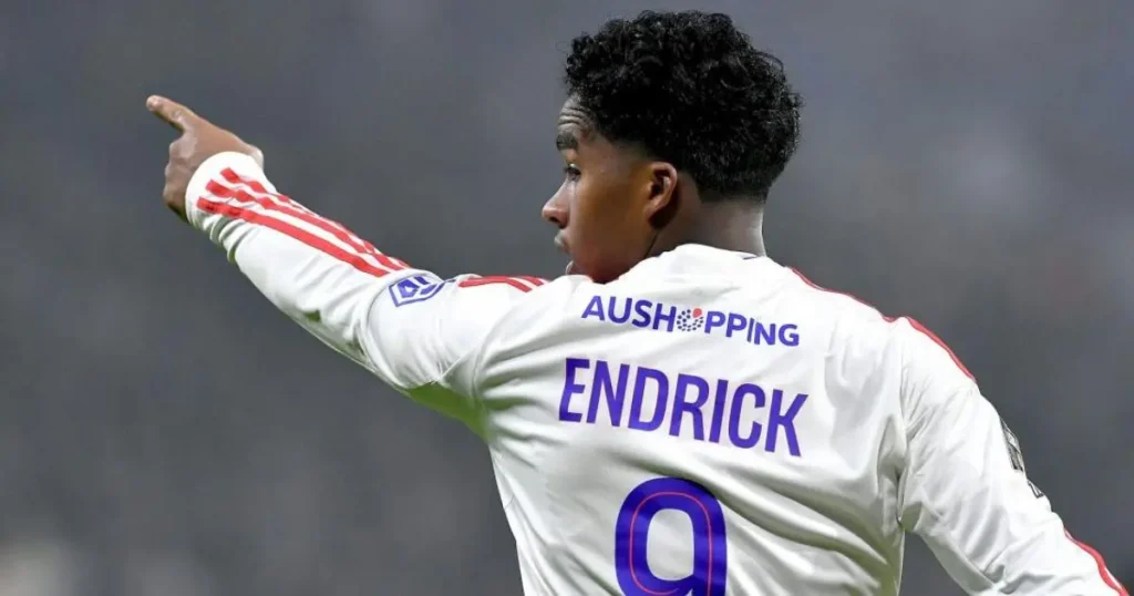 മോശം ഫോം: എൻഡ്രിക്കിന്റെ പെരുമാറ്റത്തിൽ ആശങ്കയില്ലെന്ന് വ്യക്തമാക്കി മാനേജ്‌മെന്റ്