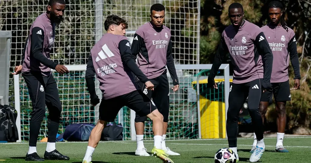 Champions League: बायर्न म्यूनिख से पहले रियल मैड्रिड की ट्रेनिंग में लौटे किलियन एम्बाप्पे