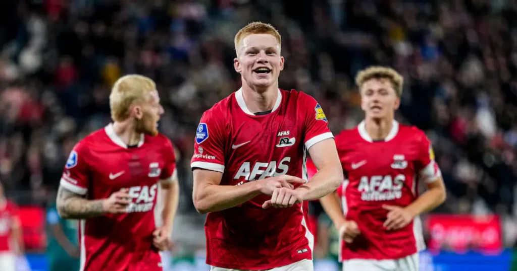 കീസ് സ്മിത്ത് ഡി ജോങ്ങിന്റെയും പെഡ്രിയുടെയും മിശ്രിതം; താരത്തെ വാനോളം പുകഴ്ത്തി റൊണാൾഡ് കൂമാൻ