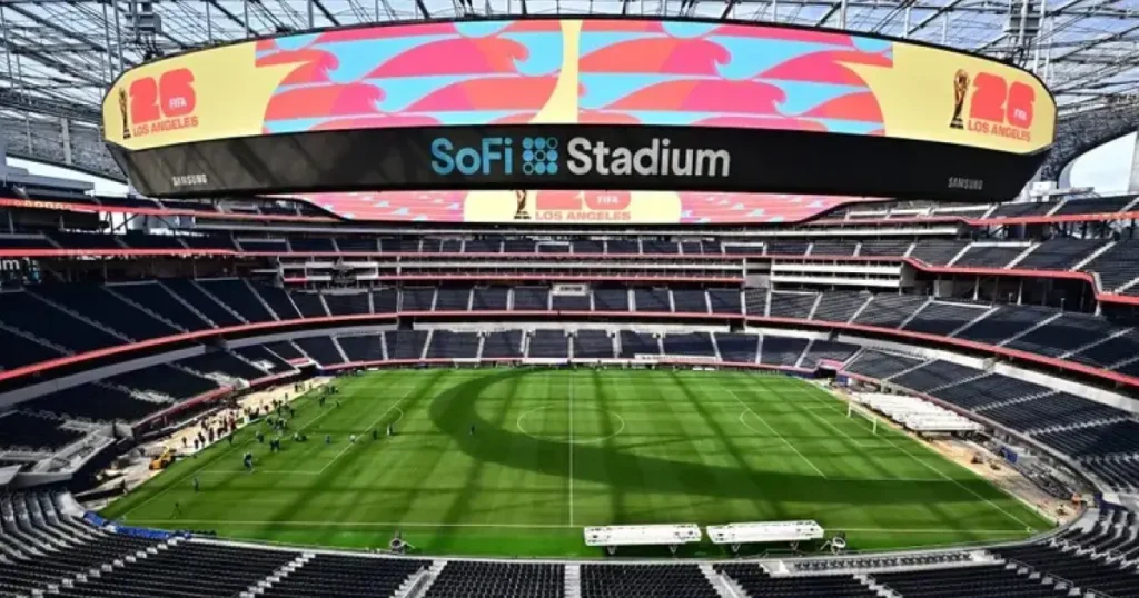 ലോകകപ്പിന് മുന്നോടിയായി യുഎസിലെ സ്റ്റേഡിയം തൊഴിലാളികൾ ഐസിഇ-ക്കെതിരെ പരാതി നൽകി